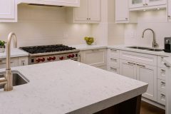 MSI Quartz - Carrara Lumos