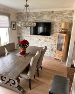 Quartzite Ledge - Oyster Shell