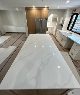 Oversized Calacatta Island